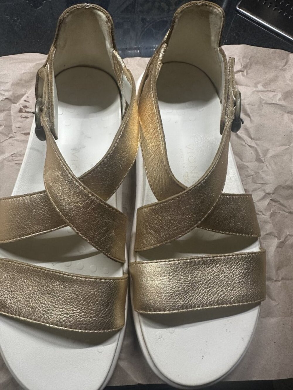 Vionic Harmony RX Recovery Sandal Gold 7.5W Wide Crisscross Arch Support